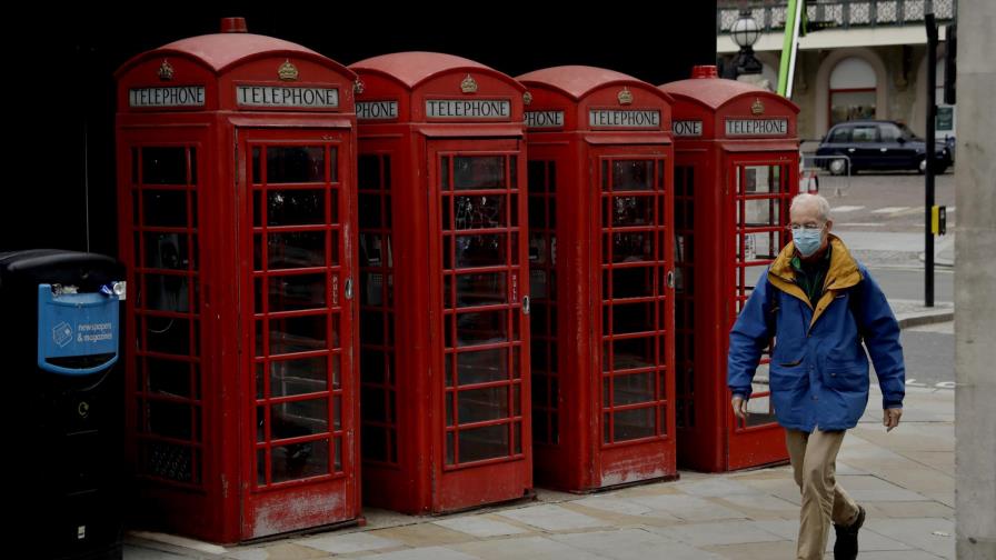 Cabinas telefónicas en Gran Bretaña serán protegidas