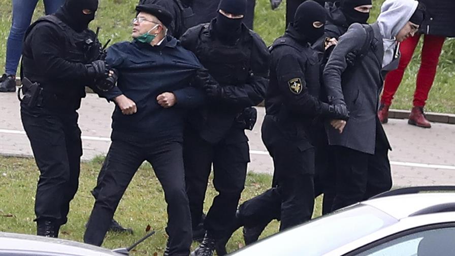 Más de 500 detenidos en protesta en Bielorrusia