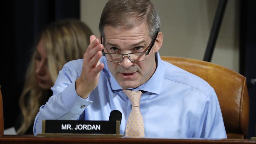 AP VERIFICA: Republicanos promueven teoría desacreditada AP VERIFICA: Republicanos promueven teoría desacreditada