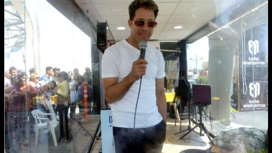 Video: ¡Carlos Silver rompe el silencio! Asegura se cumplió con todo Video: ¡Carlos Silver rompe el silencio! Asegura se cumplió con todo