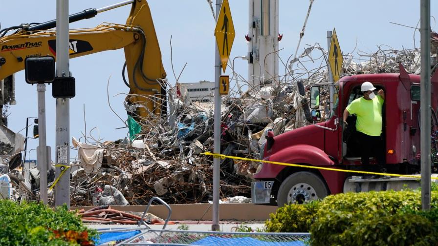 Tareas en escombros de edificio de Miami cerca de concluir