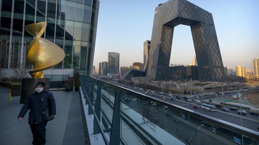 UE pide a China revocar suspensión a canal de la BBC