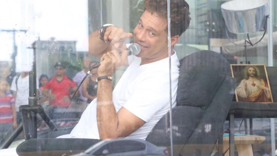 Carlos Silver intentará romper récord Guinness por tercera ocasión Carlos Silver intentará romper récord Guinness por tercera ocasión