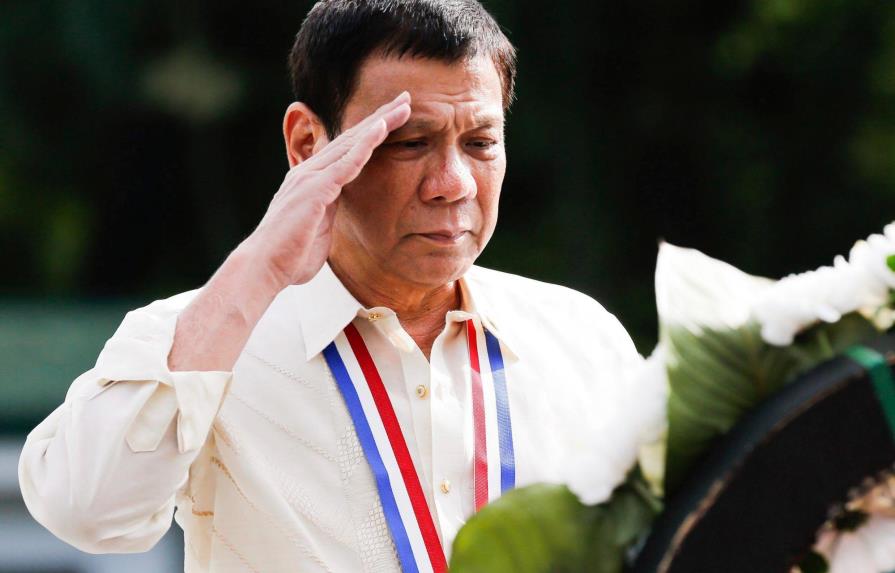 Duterte ordena matar a los que violen la cuarentena por Covid-19