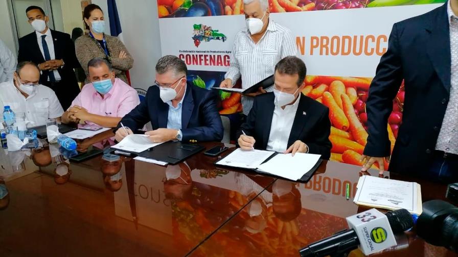 Confenagro e Industria y Comercio trazan plan de trabajo conjunto en beneficio de la producción nacional