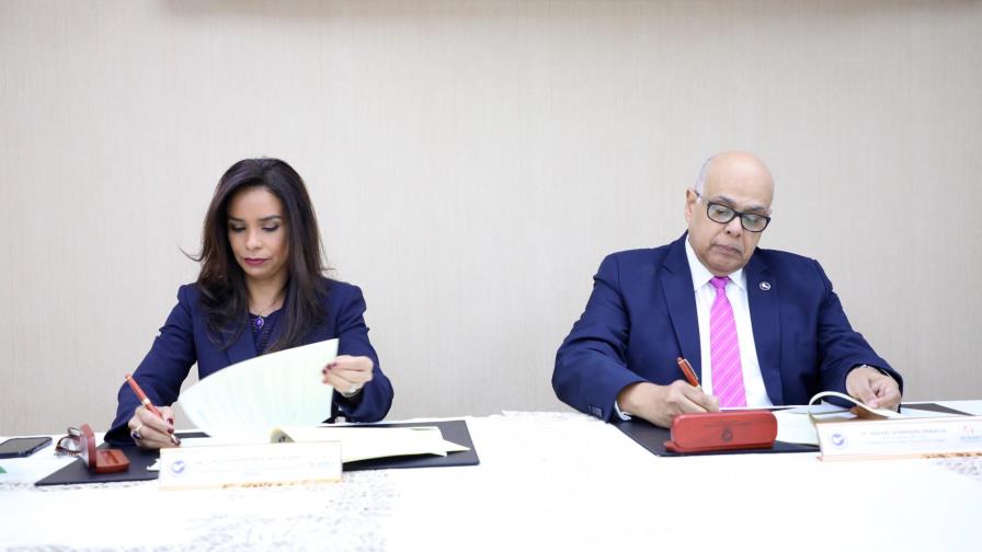 Intrant y Consejo Nacional de Drogas firman convenio para prevenir siniestros viales