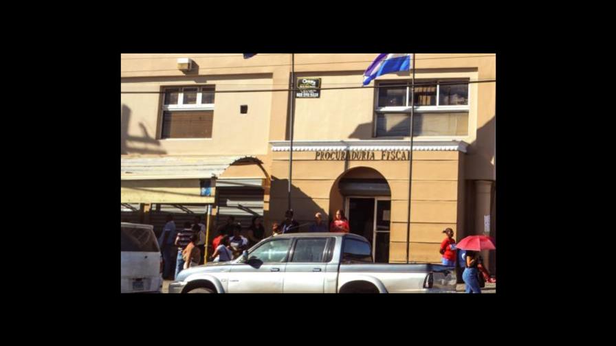 Someten a una mujer acusada de matar a su hijo de una pela Someten a una mujer acusada de matar a su hijo de una pela