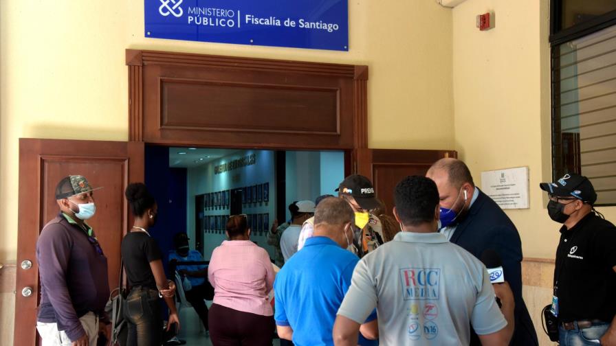 Descartan suspensión de fiscal de Santiago fuera por caso de Abel Martínez