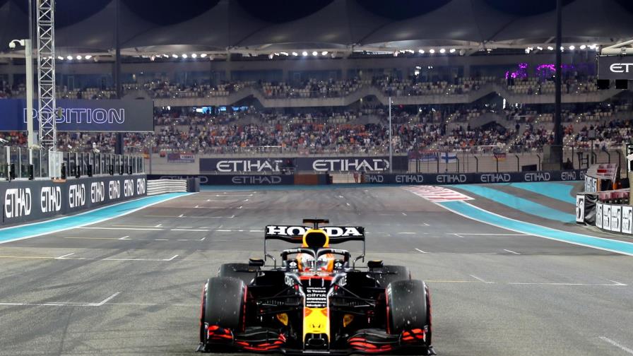 Verstappen y Hamilton viven el último y decisivo capítulo de su batalla en Abu Dabi