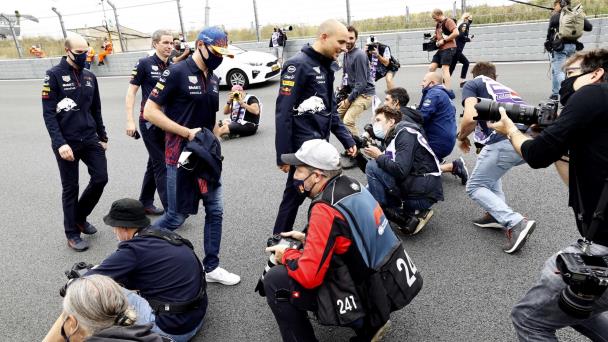 Max Verstappen, hostil anfitrión de Hamilton en GP de Países Bajos