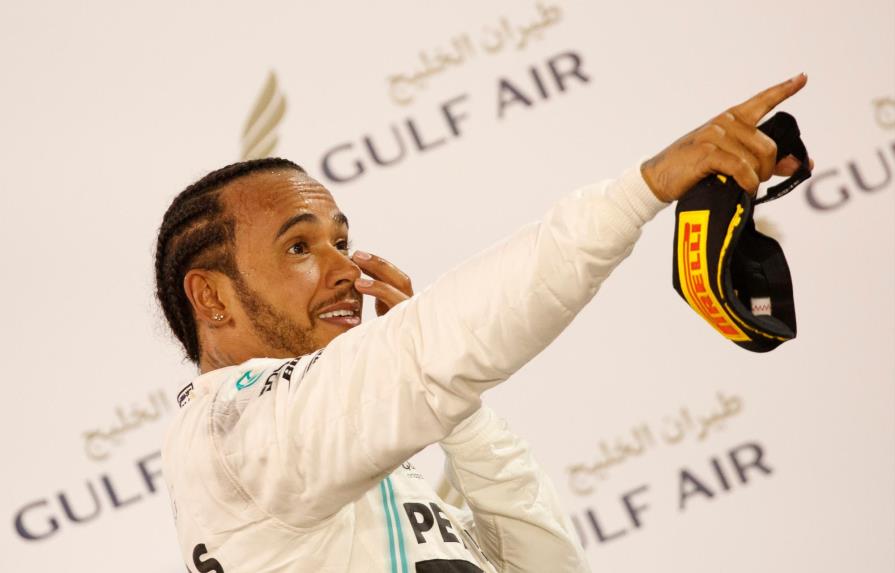 Lewis Hamilton gana el Gran Premio de Baréin; doblete de Mercedes