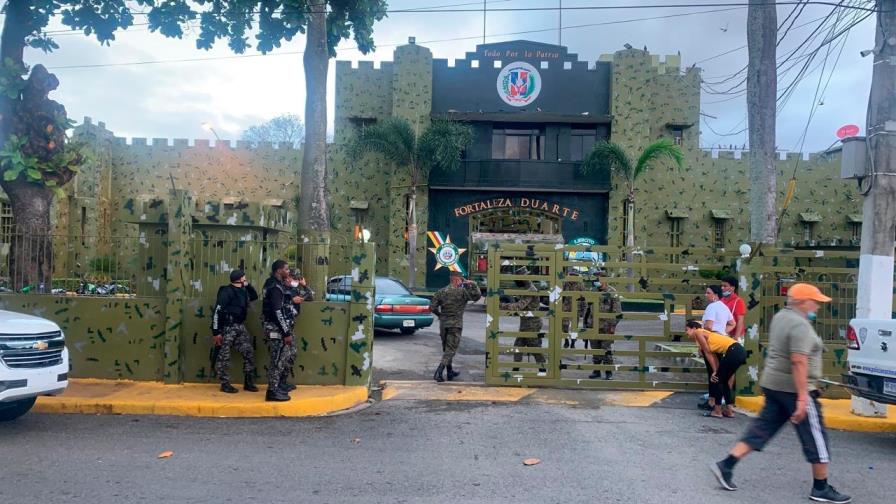 Recluso mata de varios disparos a otro en cárcel de San Francisco de Macorís Recluso mata de varios disparos a otro en cárcel de San Francisco de Macorís