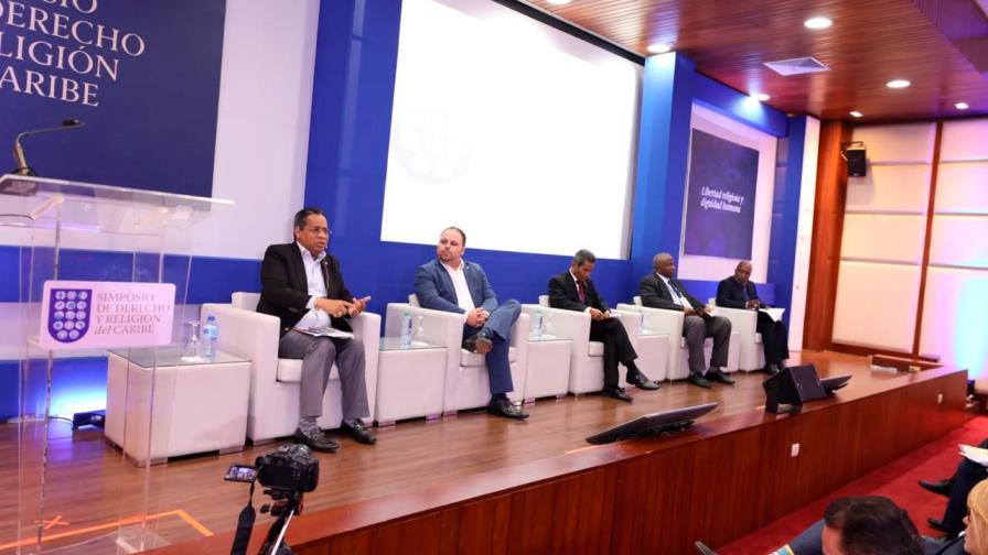 Simposio de Derecho y Religión del Caribe reúne a expertos de 15 países Simposio de Derecho y Religión del Caribe reúne a expertos de 15 países
