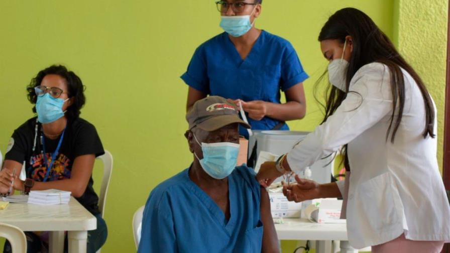 Autoridades de Salud registran más de 187 mil vacunados en La Romana durante la jornada masiva del fin de semana 