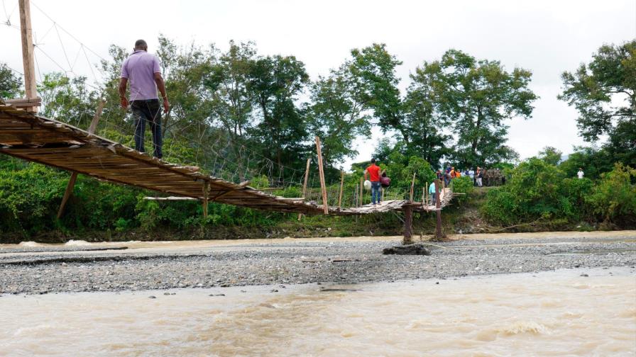 Indrhi habilita puente con alambres
