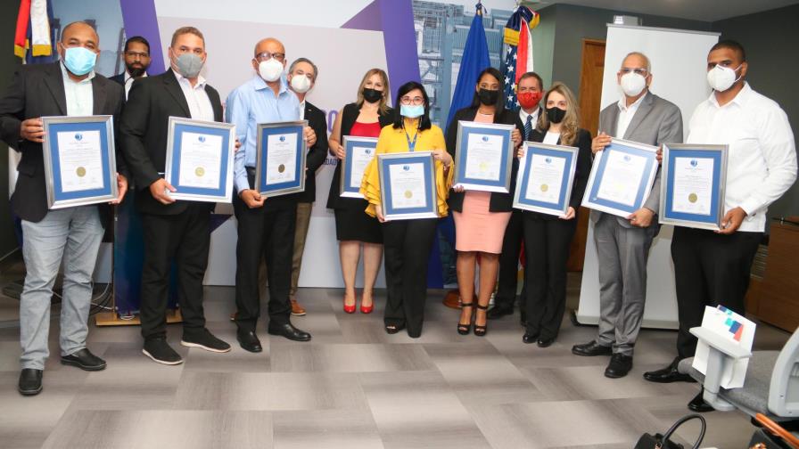 Recertifican 22 empresas con norma de seguridad Basc Recertifican 22 empresas con norma de seguridad Basc