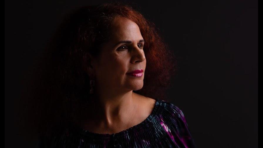 Ángela Hernández Núñez: “La literatura ayuda en todas las circunstancias” Ángela Hernández Núñez: “La literatura ayuda en todas las circunstancias”