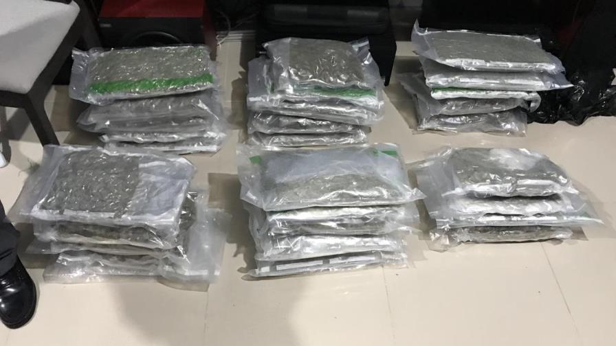 Apresan cuatro personas durante decomiso de 29 paquetes de marihuana 