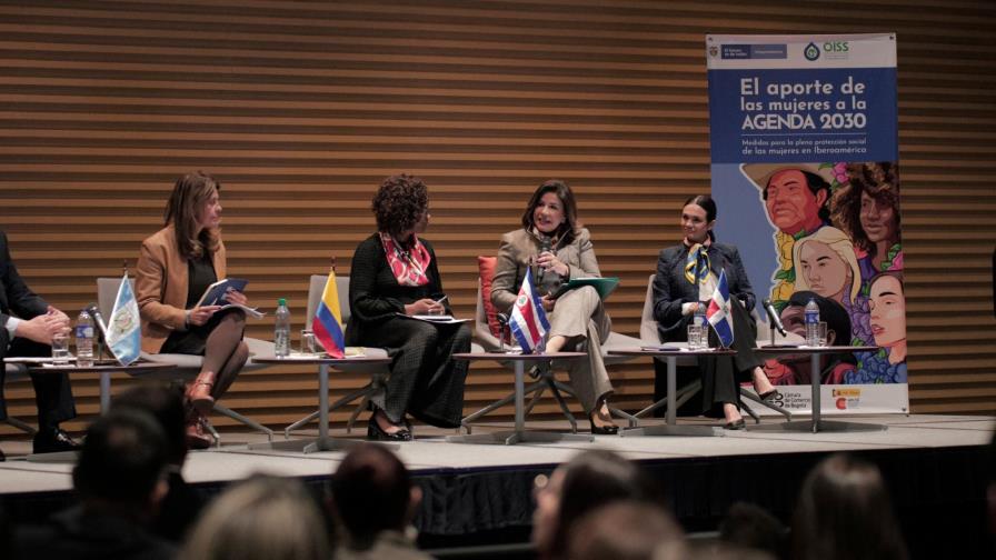 Vicepresidenta sostiene que urgen medidas para erradicar discriminación a mujeres y niñas 