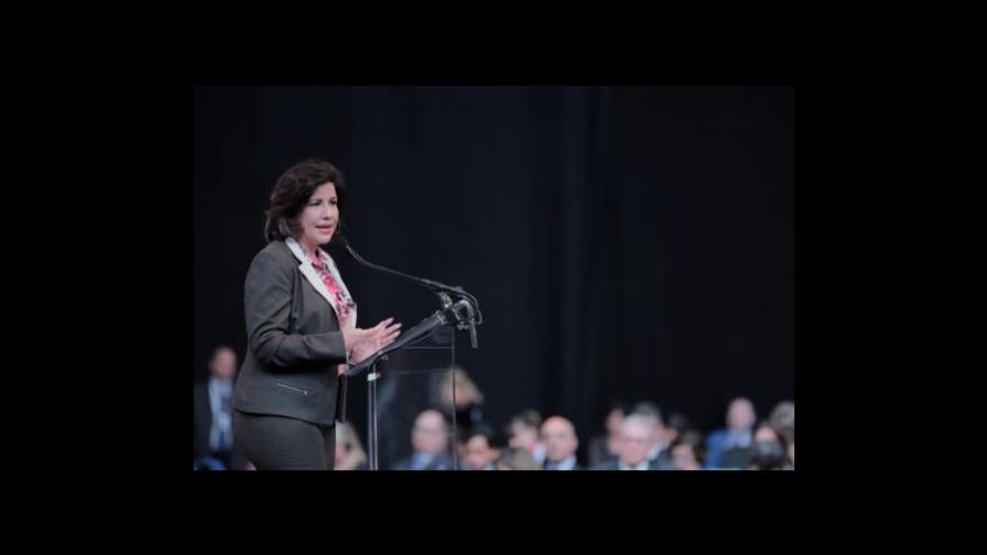 Margarita Cedeño insta jóvenes a ser generadores de cambio y transformación social