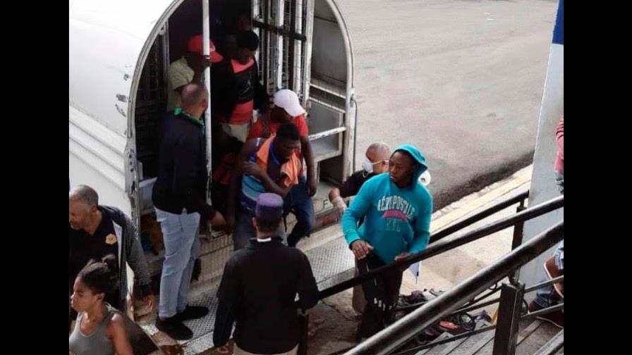 Más de 8 mil extranjeros de cinco países fueron deportados por Migración en febrero Más de 8 mil extranjeros de cinco países fueron deportados por Migración en febrero