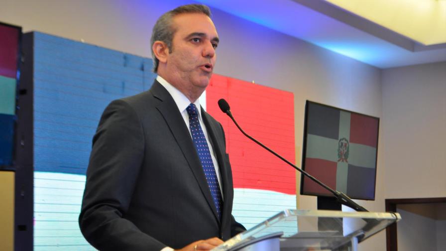 Luis Abinader invita aspirantes presidenciales a firmar pacto por despolitización de la Justicia