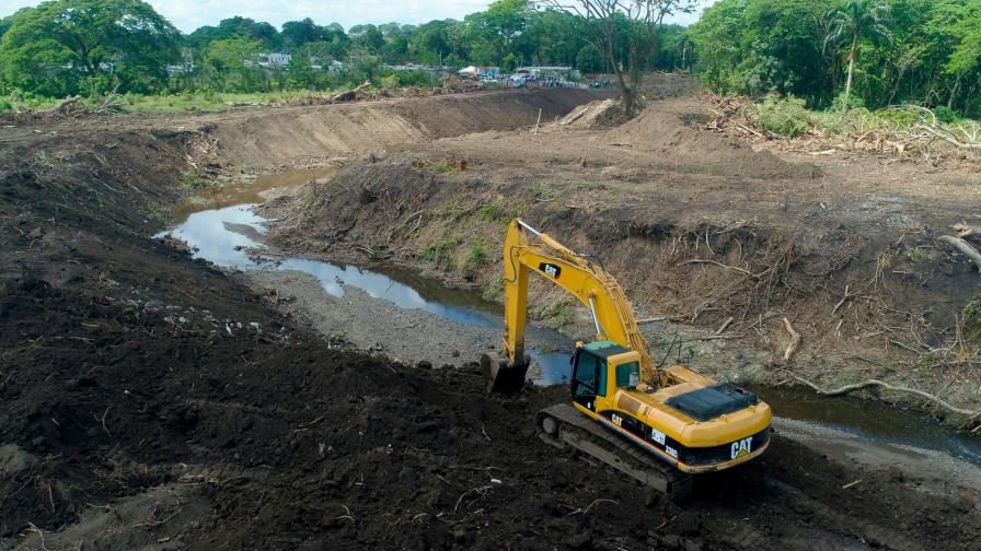 Indrhi inicia la adecuación del río Maguá y de varias cañadas en Hato Mayor