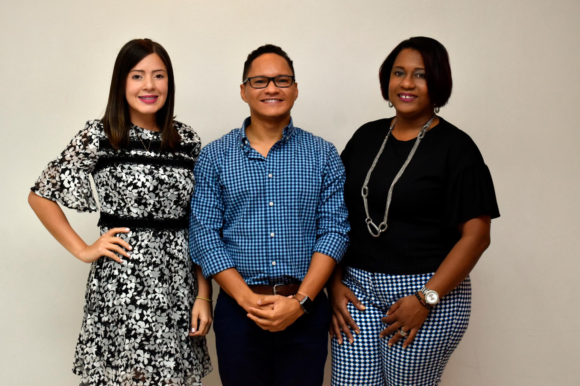 Luisa Pepén, Edgar Beltré y Carmen Villanueva.