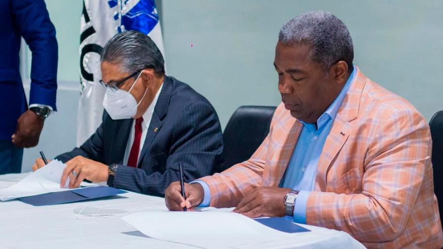 Gabinete de Política Social y la Optic firman acuerdo para fortalecer plataforma tecnológica
