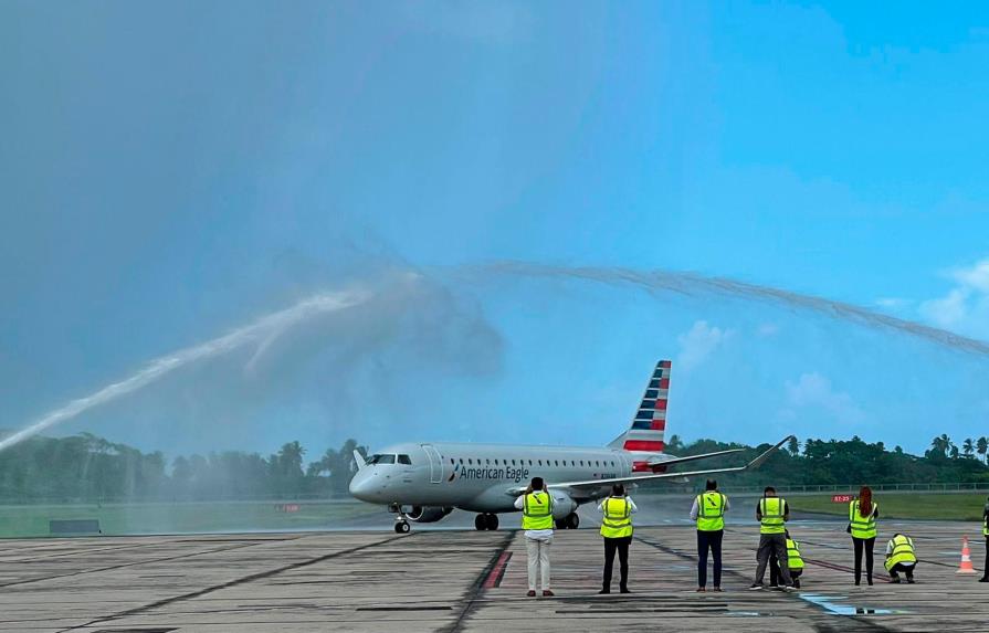 American inaugura quinto destino dominicano con vuelo entre Samaná y Charlotte