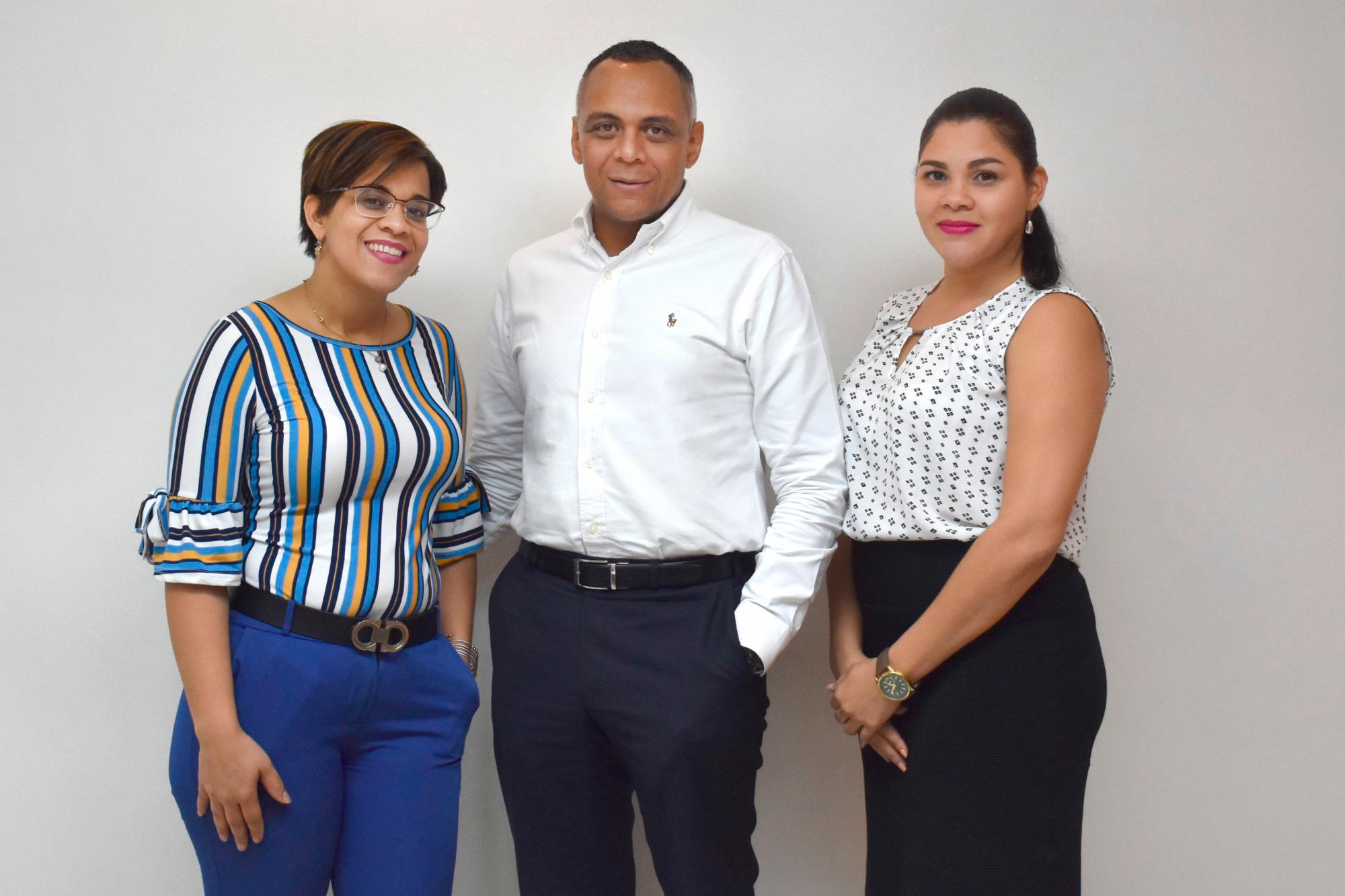 Andry Rosado, Omar Oviedo y Deidry Rosa Lima.