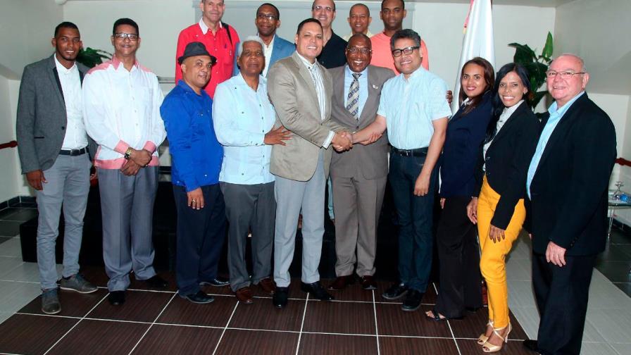 Instan a evangélicos a tomar el escenario político Instan a evangélicos a tomar el escenario político