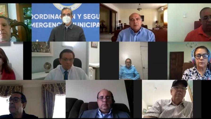 Luis Abinader se reúne con médicos del PRM y pide concentrarse en acciones, no en número de contagios