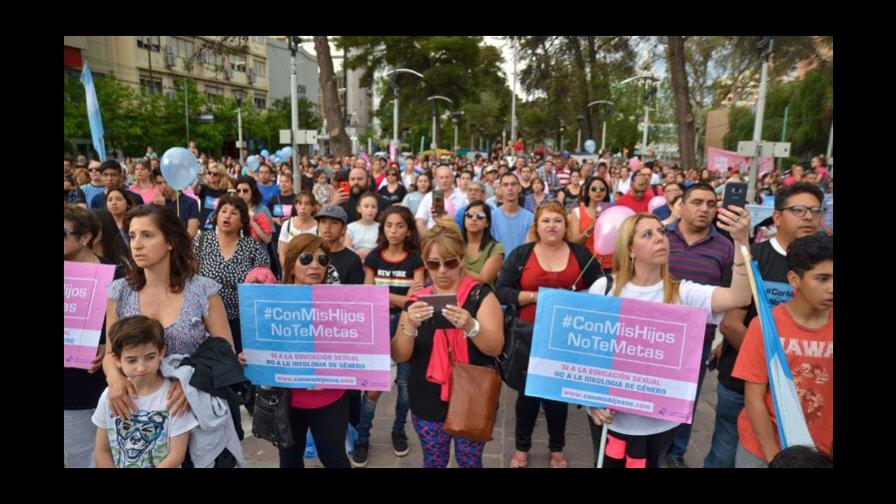 Educación responde a denuncia de Masalles sobre enfoque de género en las escuelas Educación responde a denuncia de Masalles sobre enfoque de género en las escuelas