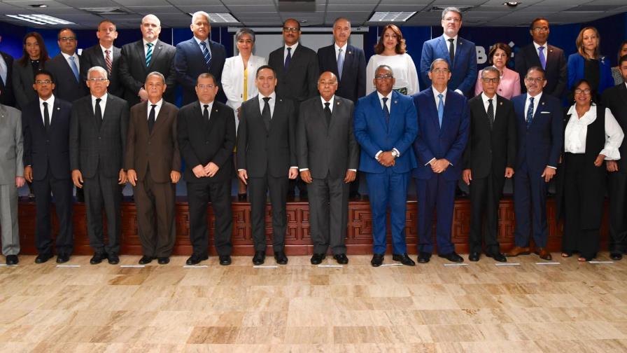 Jueces TC, SCJ y CPJ se reúnen por primera vez para abordar temas de justicia constitucional Jueces TC, SCJ y CPJ se reúnen por primera vez para abordar temas de justicia constitucional