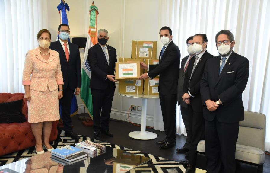 India dona a RD un millón de medicamentos y equipos para combatir COVID-19