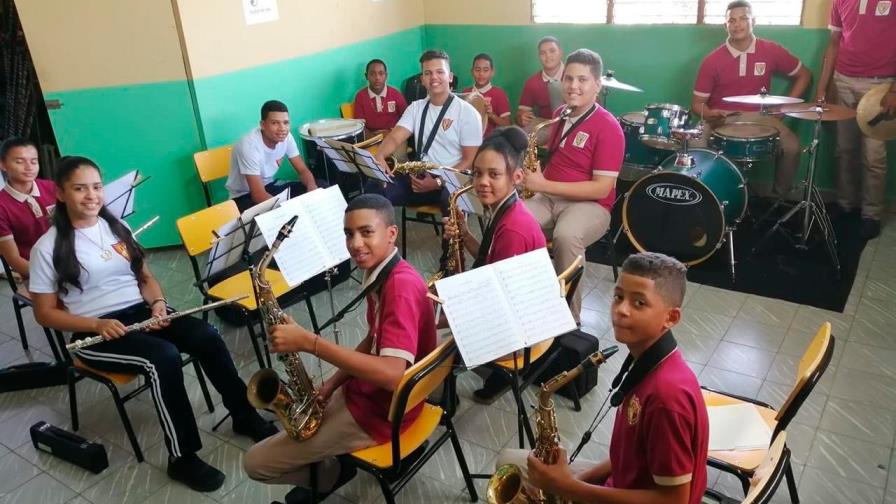 Centro educativo de La Vega participará en el primer Festival Virtual de Bandas Musicales en Colombia   