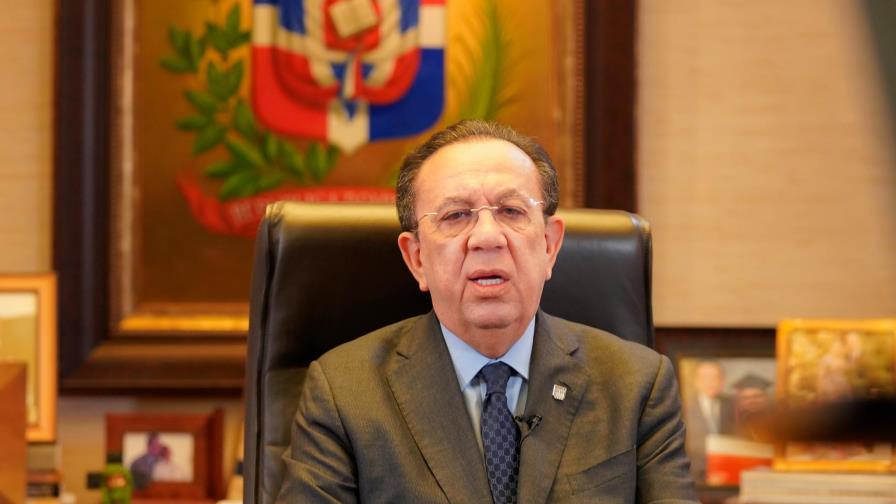 Valdez Albizu anuncia la “Estrategia Nacional de Educación Económica y Financiera”