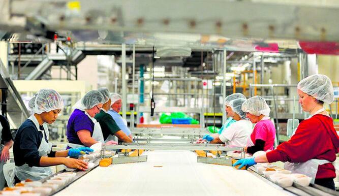 EEUU: industria manufacturera sufre en abril por dificultades de aprovisionamiento