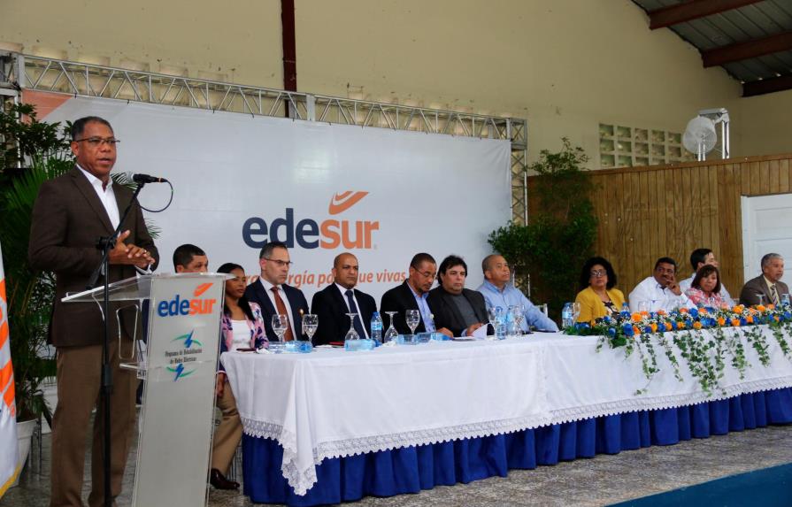 Edesur instala servicio 24 horas en varios sectores de Los Alcarrizos