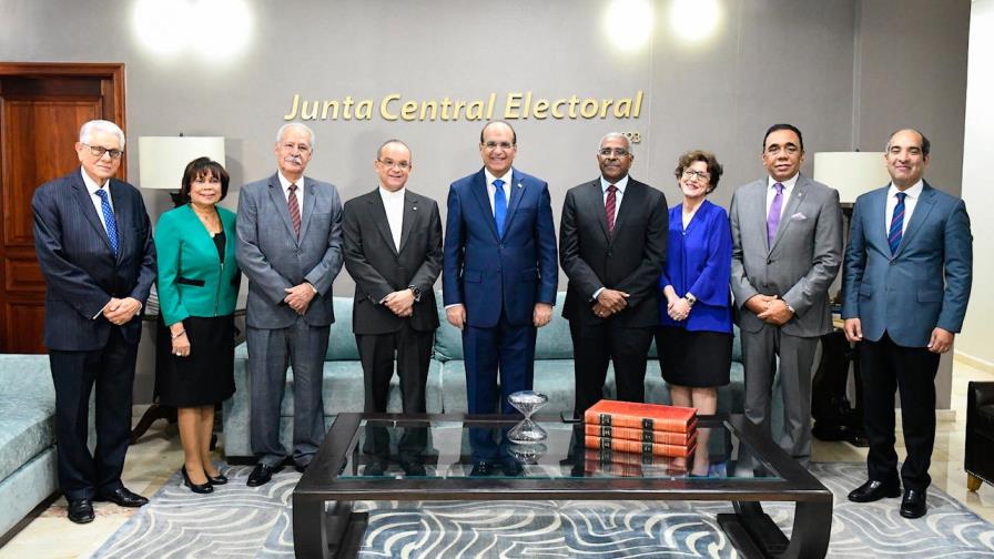 Rectores de universidades aseguran que el voto automatizado es secreto y que en pruebas funciona satisfactoriamente