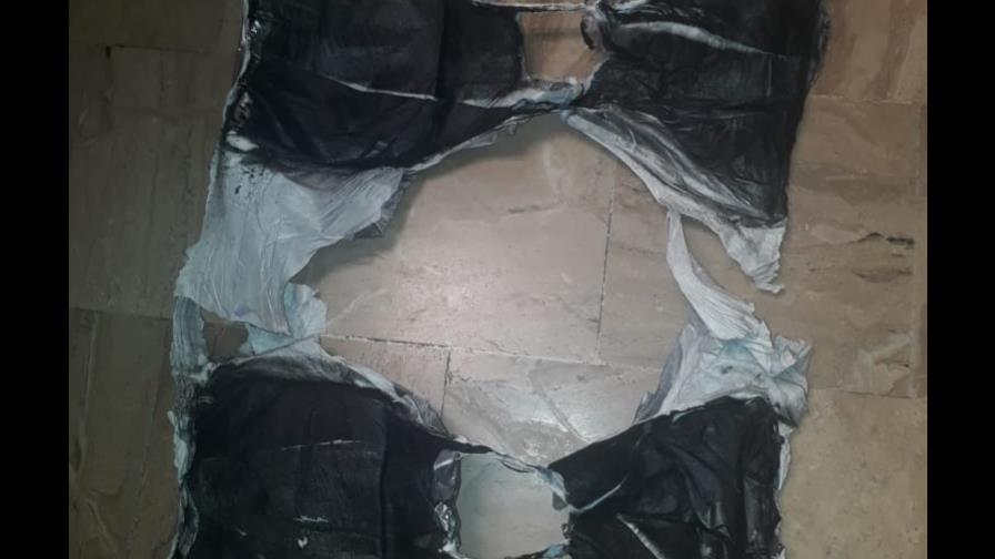 Detienen en aeropuerto dos peruanas que llevaban puestos pañales con droga Detienen en aeropuerto dos peruanas que llevaban puestos pañales con droga