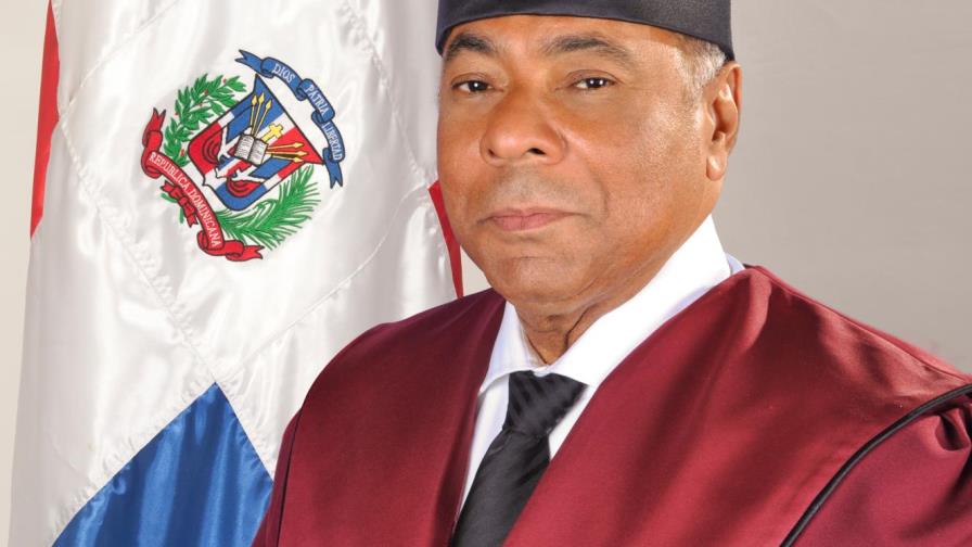 Tribunal Constitucional advierte ningún organismo puede solicitarle que viole la Constitución