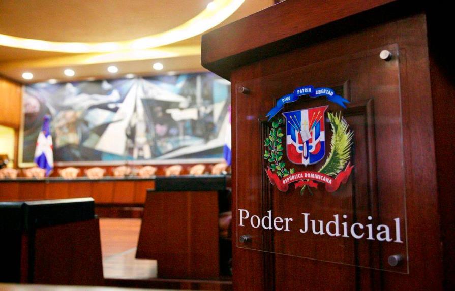 SCJ emite resolución para juicios disciplinarios para abogados y notarios públicos 