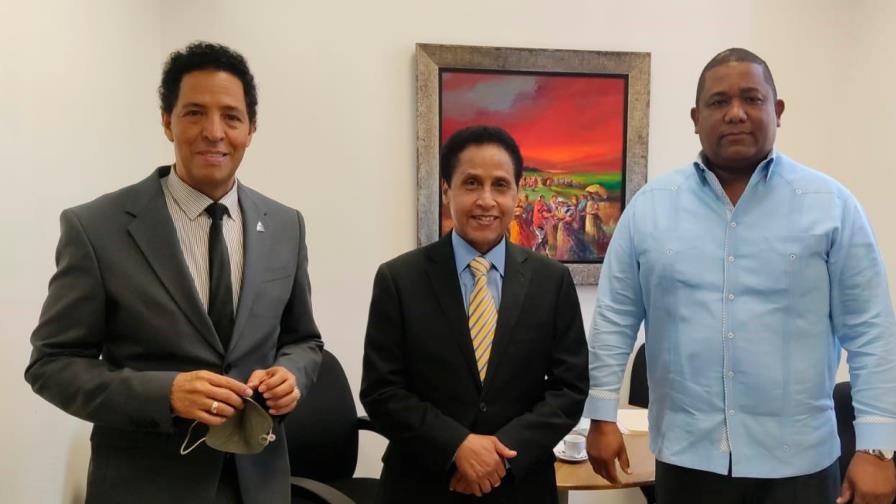 Un Zoom “Por amor a nuestra marca país, la bachata”