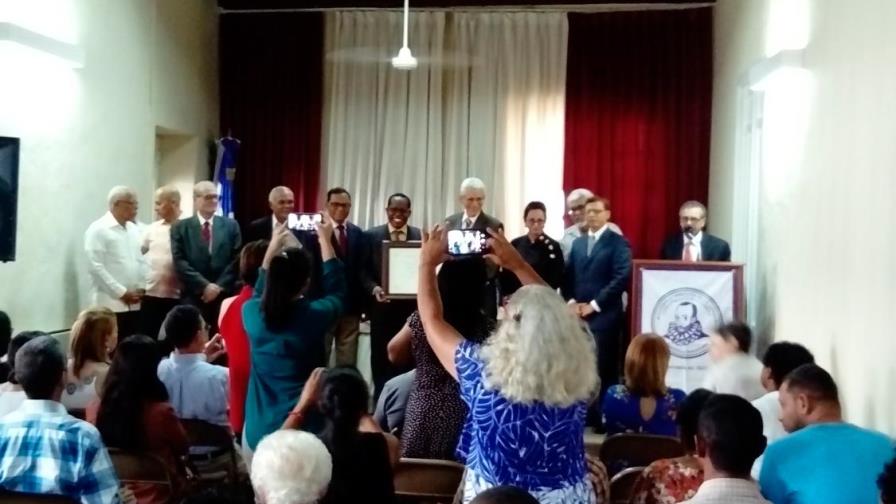 El Ateneo Insular hará encuentro literario en Moca 