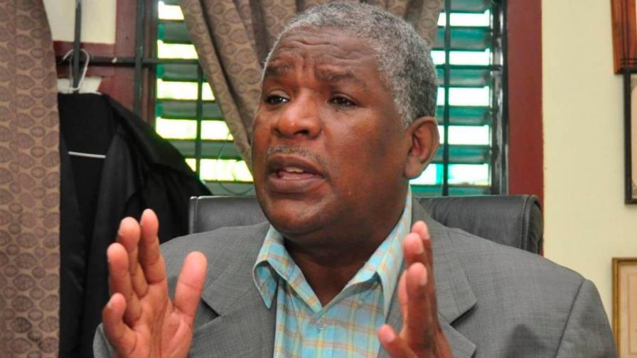 Acusan a la Policía Nacional de “ejecutar” a abogado en Los Alcarrizos Acusan a la Policía Nacional de “ejecutar” a abogado en Los Alcarrizos