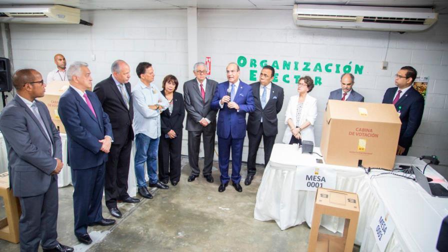 Pleno de la JCE se reunirá con precandidatos presidenciales y autoridades del PLD y PRM Pleno de la JCE se reunirá con precandidatos presidenciales y autoridades del PLD y PRM