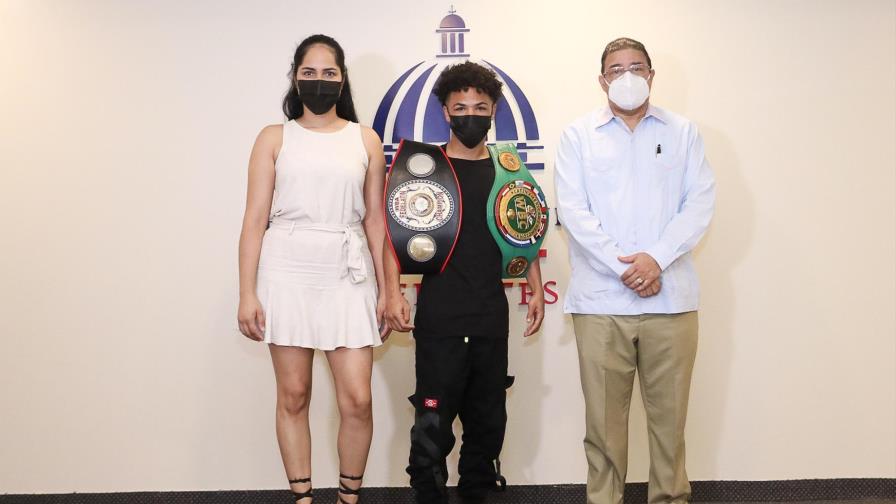 Erick “Mini PacMan” Rosa peleará por el título mundial de la AMB Erick “Mini PacMan” Rosa peleará por el título mundial de la AMB