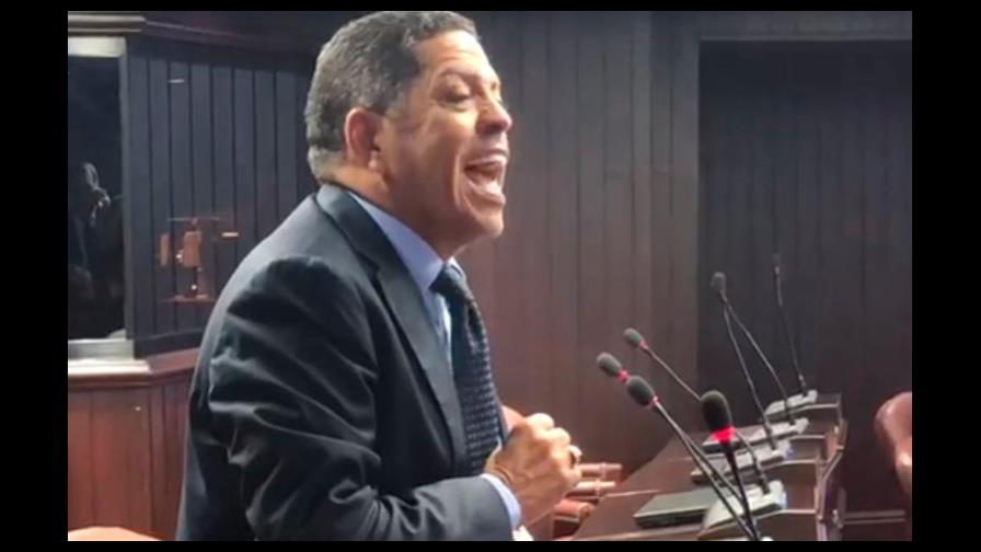 Diputado: en el Congreso se practican lavados de cerebro cada vez que se somete un préstamo Diputado: en el Congreso se practican lavados de cerebro cada vez que se somete un préstamo